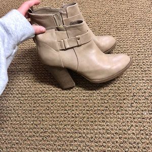 Heeled booties